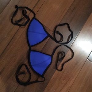 Triangl bathing suit top
